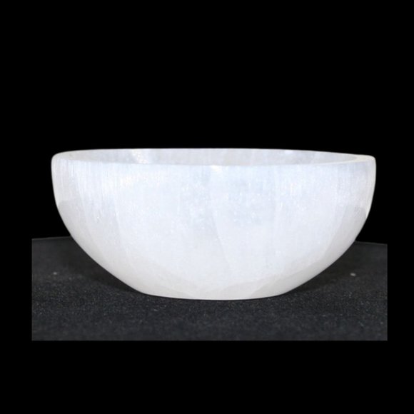 Selenite Charging Bowl Small - Picture 3 of 7